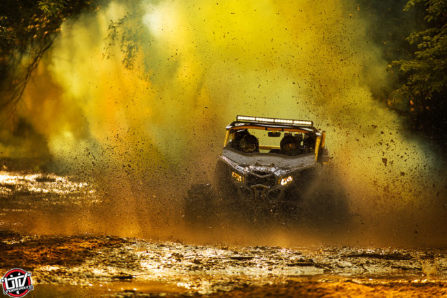 Maverick-X3-Xmr-Mud-riding-1-650x434.jpg