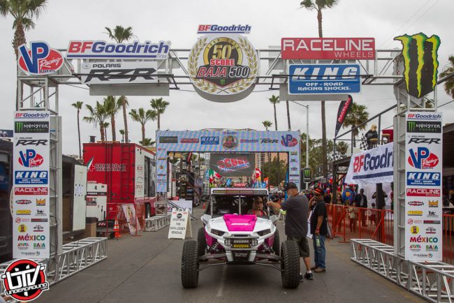 2018-score-baja-500-cotingency-photos-utvunderground.com17-650x434.jpg