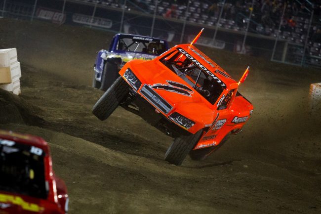 2018_stadium_super_trucks5-650x433.jpg