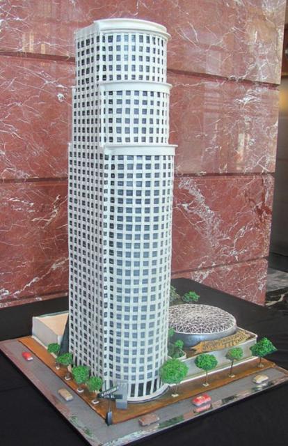 Skyscraper+building+cake.JPG