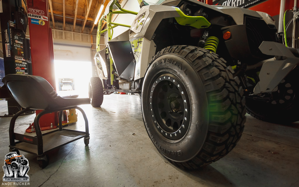 the-maverick-wheel-tire-setup-1.jpg