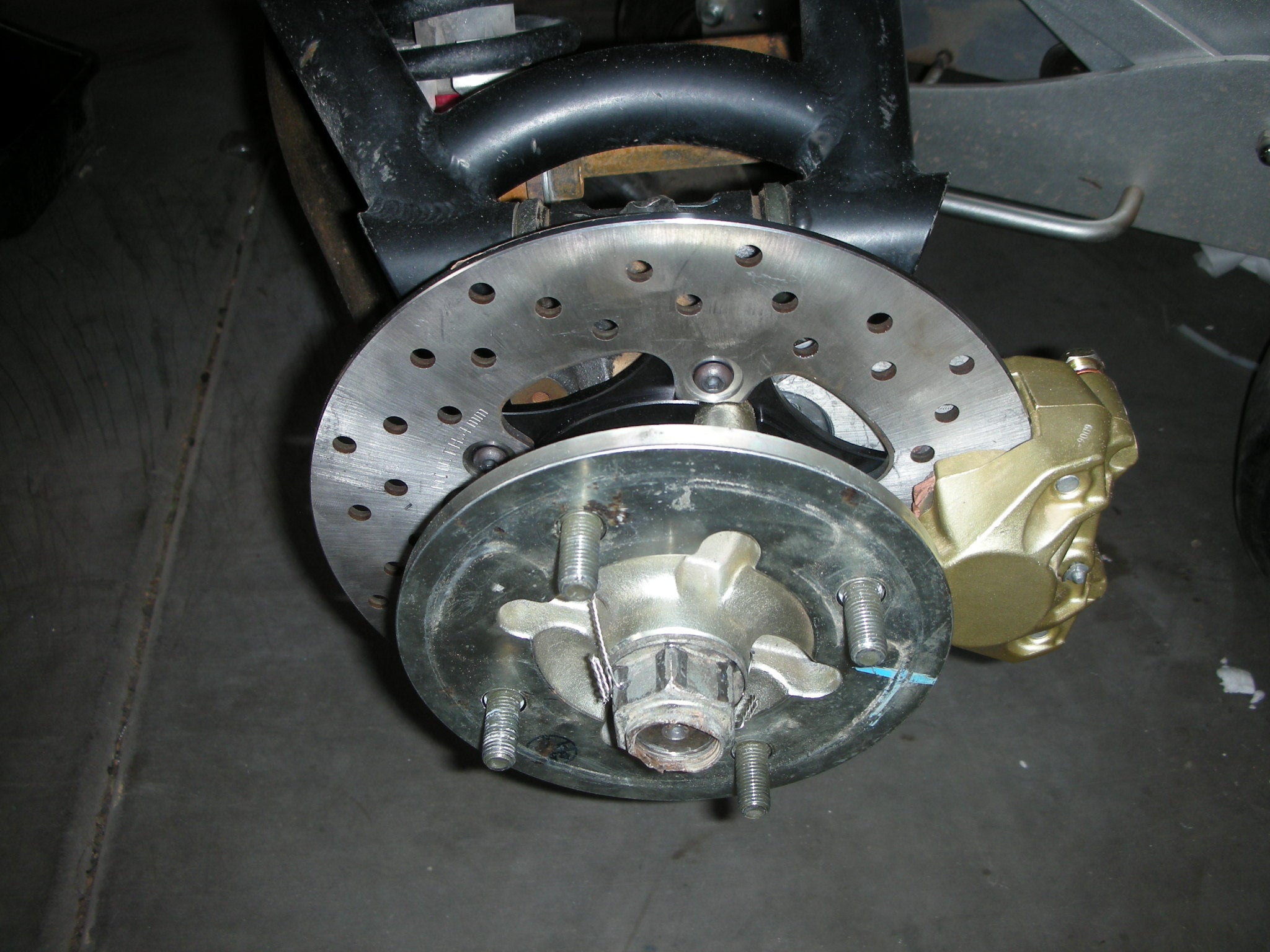 11344d1231105932-rear-brake-conversion-dscn4014.jpg