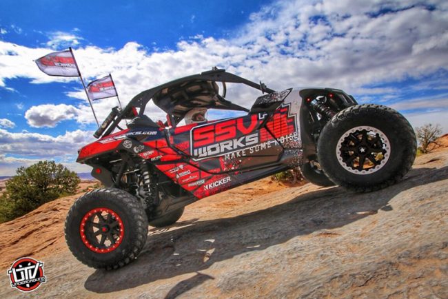 2017-ssv-works-can-am-maverick-x3-stereo-utvunderground.com005-650x434.jpg