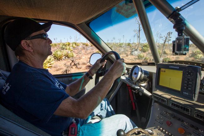 larry-roeseler-baja-1000-prerun-2015-46-650x434.jpg