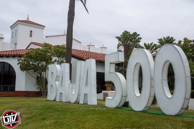 2018-score-baja-500-cotingency-photos-utvunderground.com26-650x434.jpg